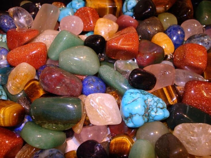barvni kamni kot talismani sreče